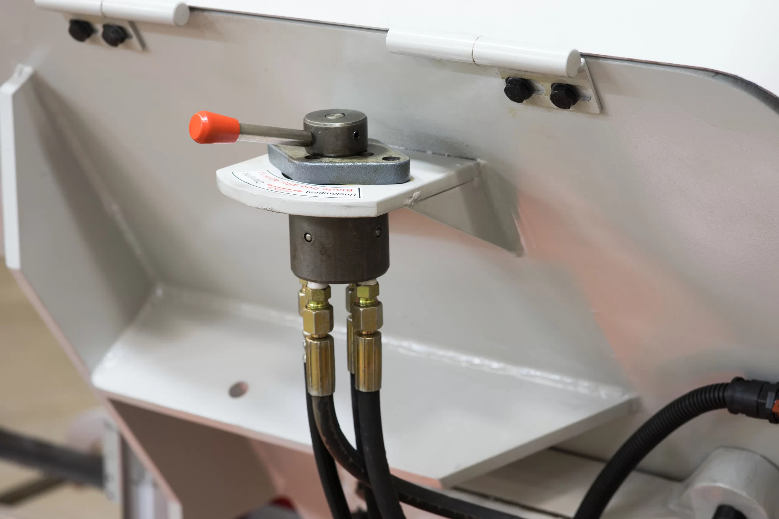 Полуавтоматический ленточнопильный станок Stalex TGK-4240 — изображение 4