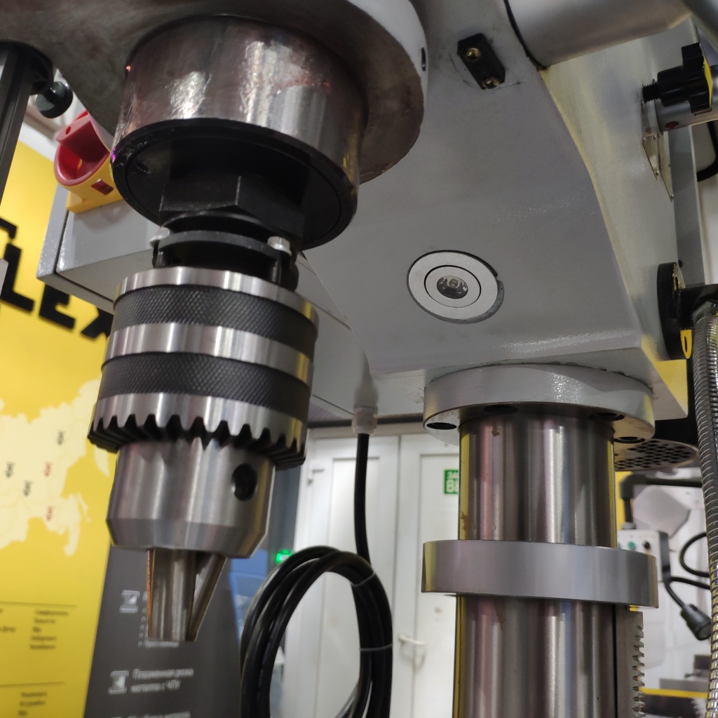 Сверлильно-резьбонарезной станок STALEX MSB-32 — изображение 13