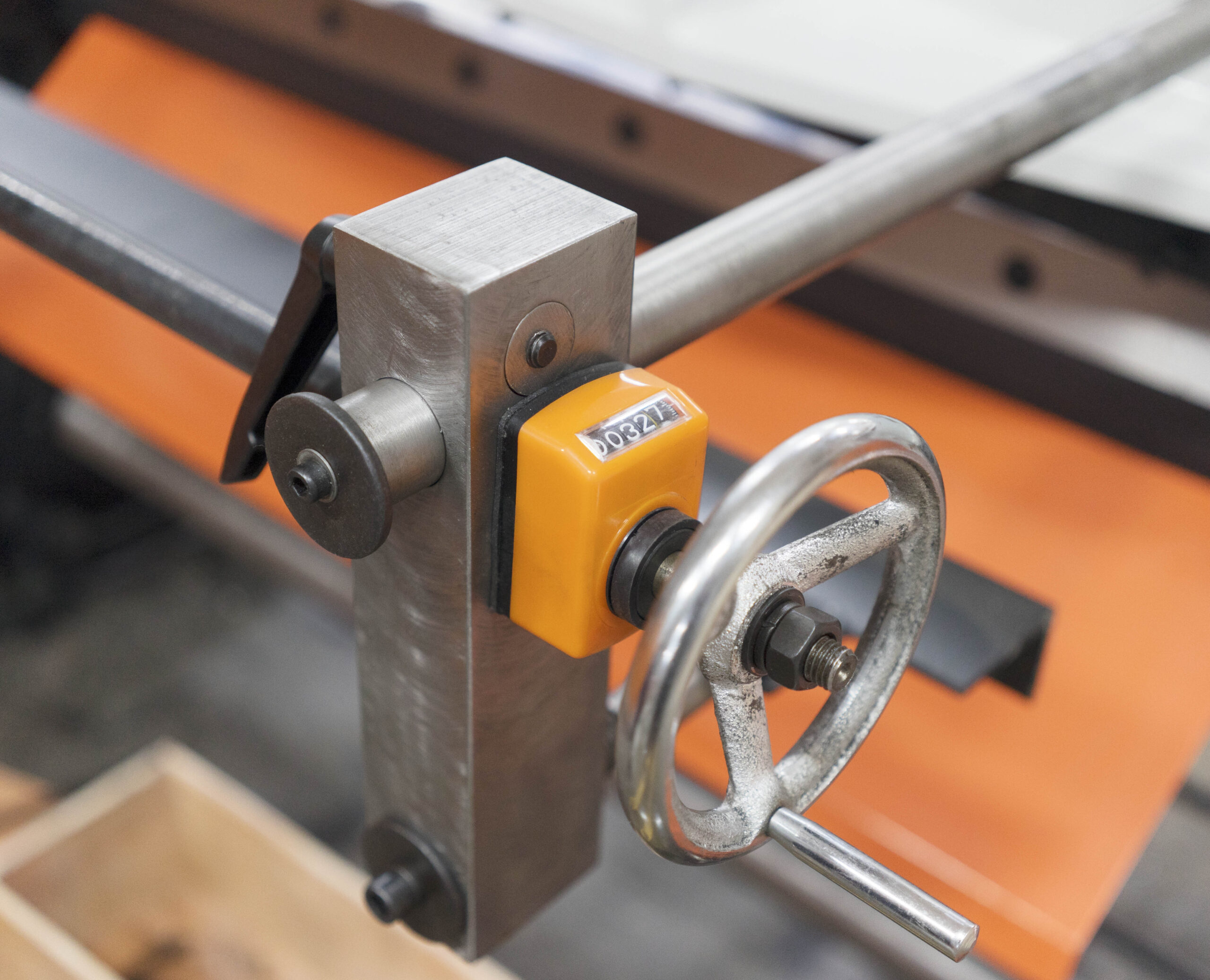 Гильотина электромеханическая Stalex Q11-3x1500 — изображение 7