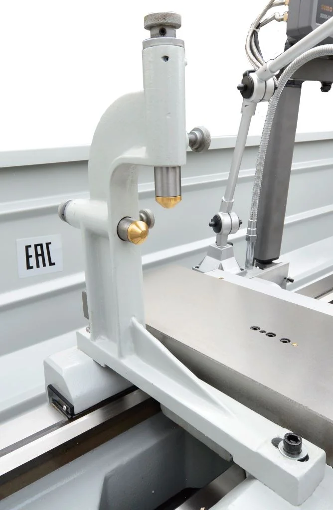 Токарно-винторезный станок