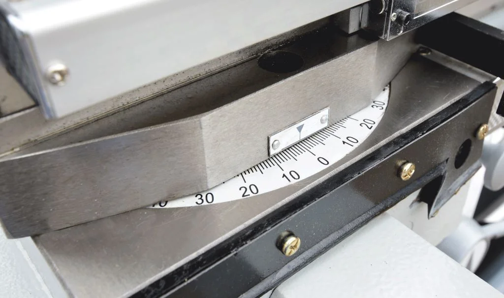 Универсальный Токарно-Винторезный Станок METAL MASTER Z51150 RFS