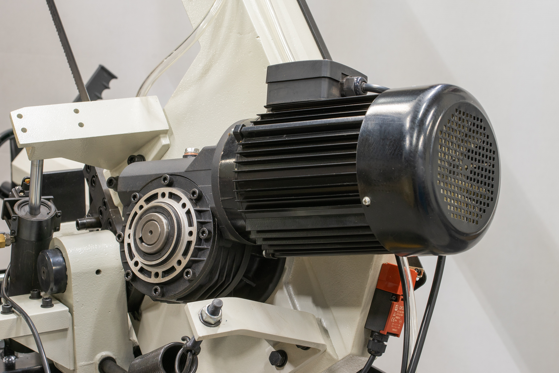 Станок ленточнопильный Stalex BSМ-220GV — изображение 9