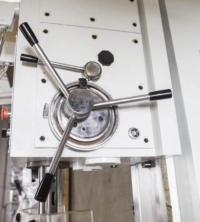 Станок сверлильный тяжелый